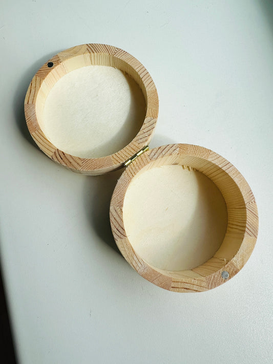 Houten doosje roze bloem