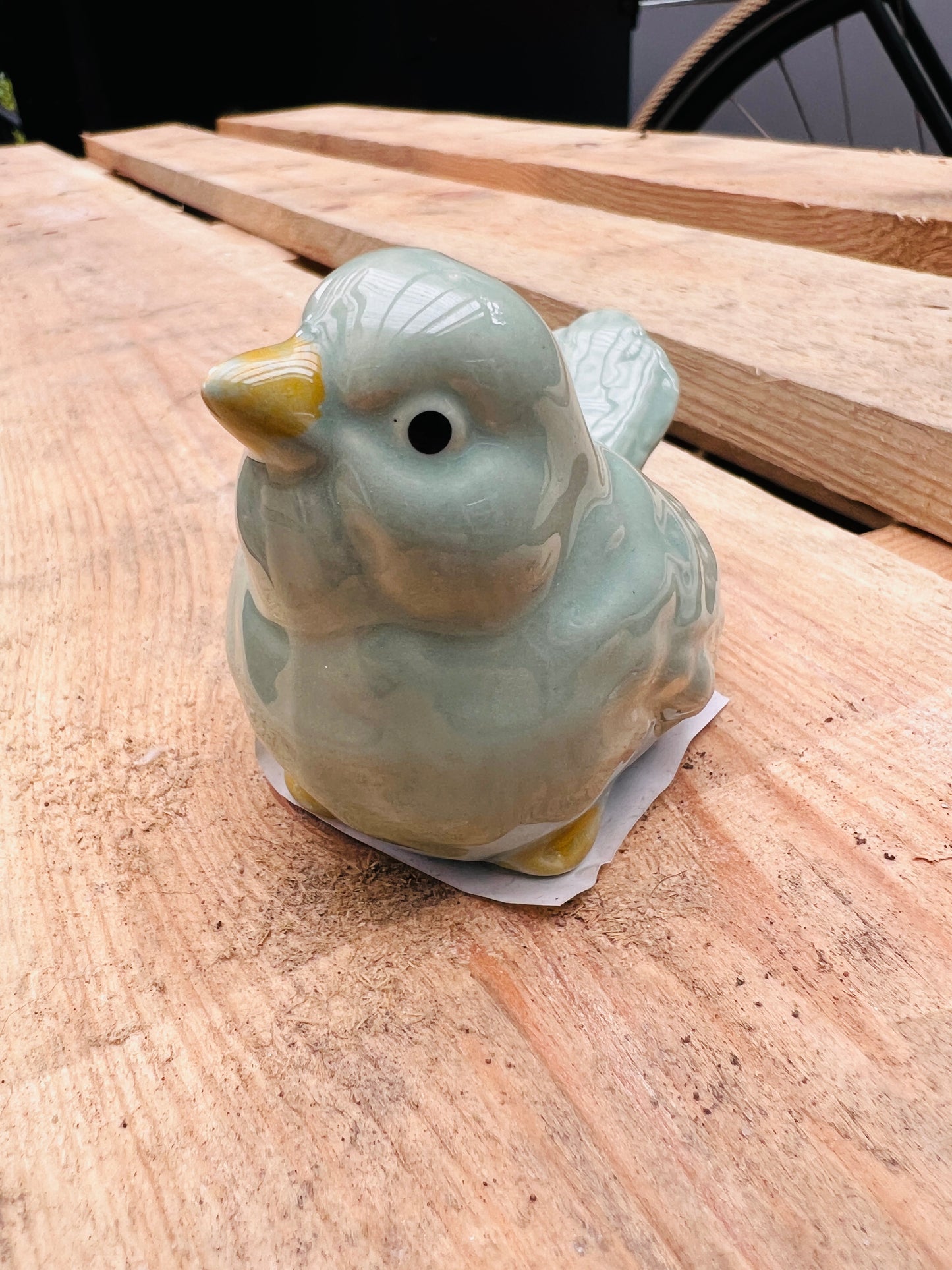 Beeldje vogel groen