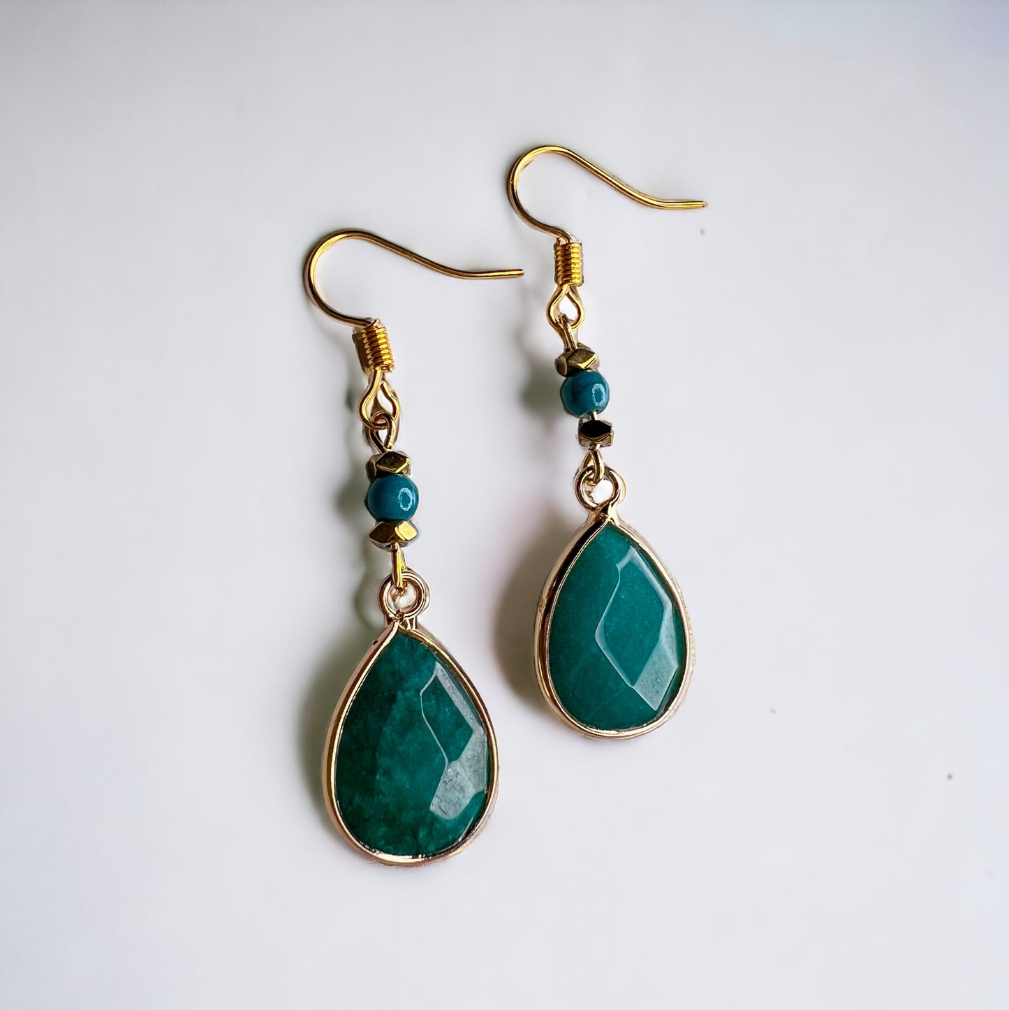 Green gold earrings