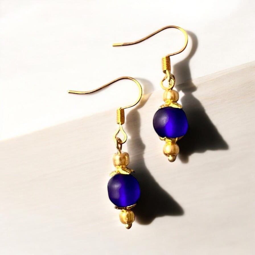 Blauw gouden oorbellen