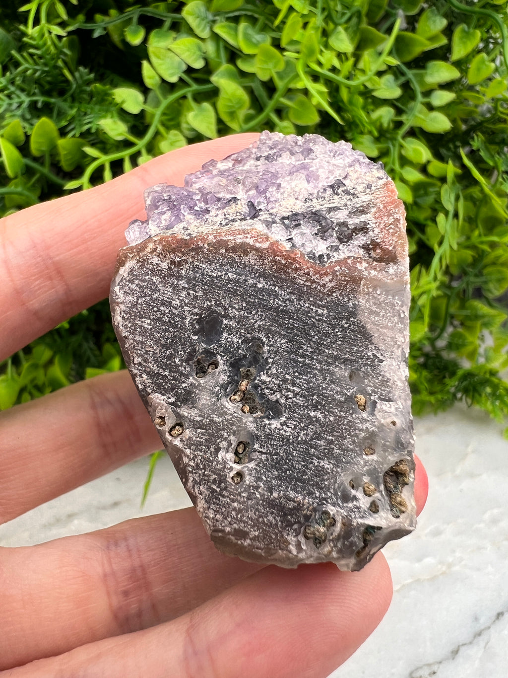 Amethist cluster cut base
