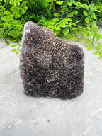Zwarte Amethist cluster (7 cm) by KEY LIME STORE