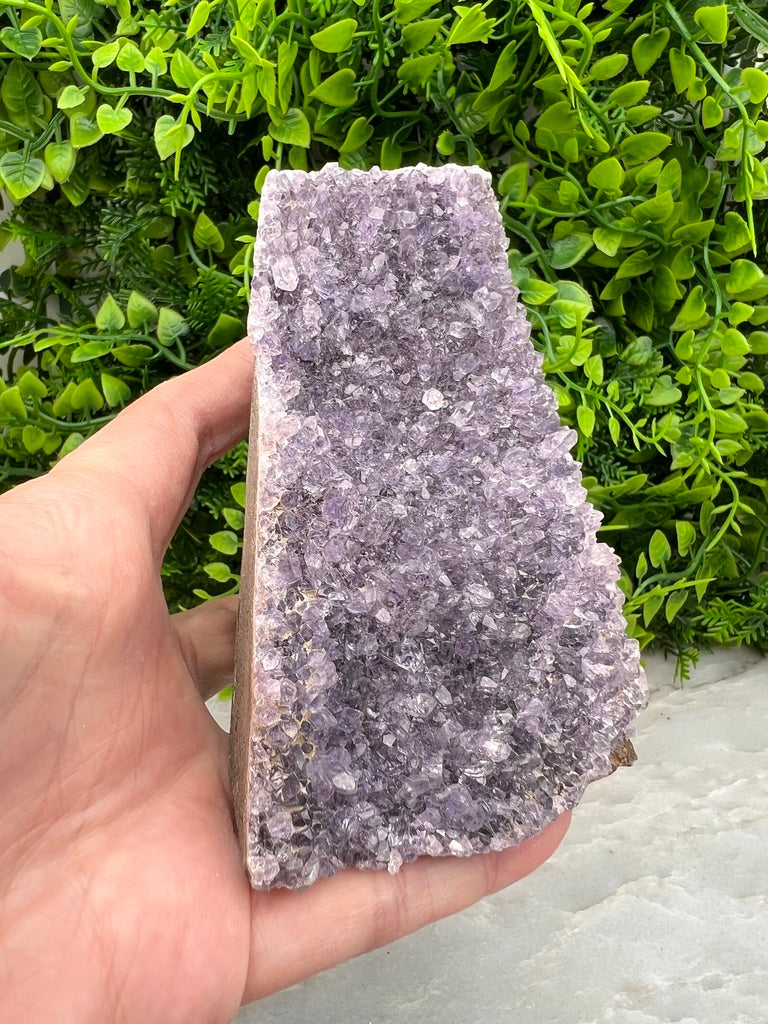Amethist cluster cut base