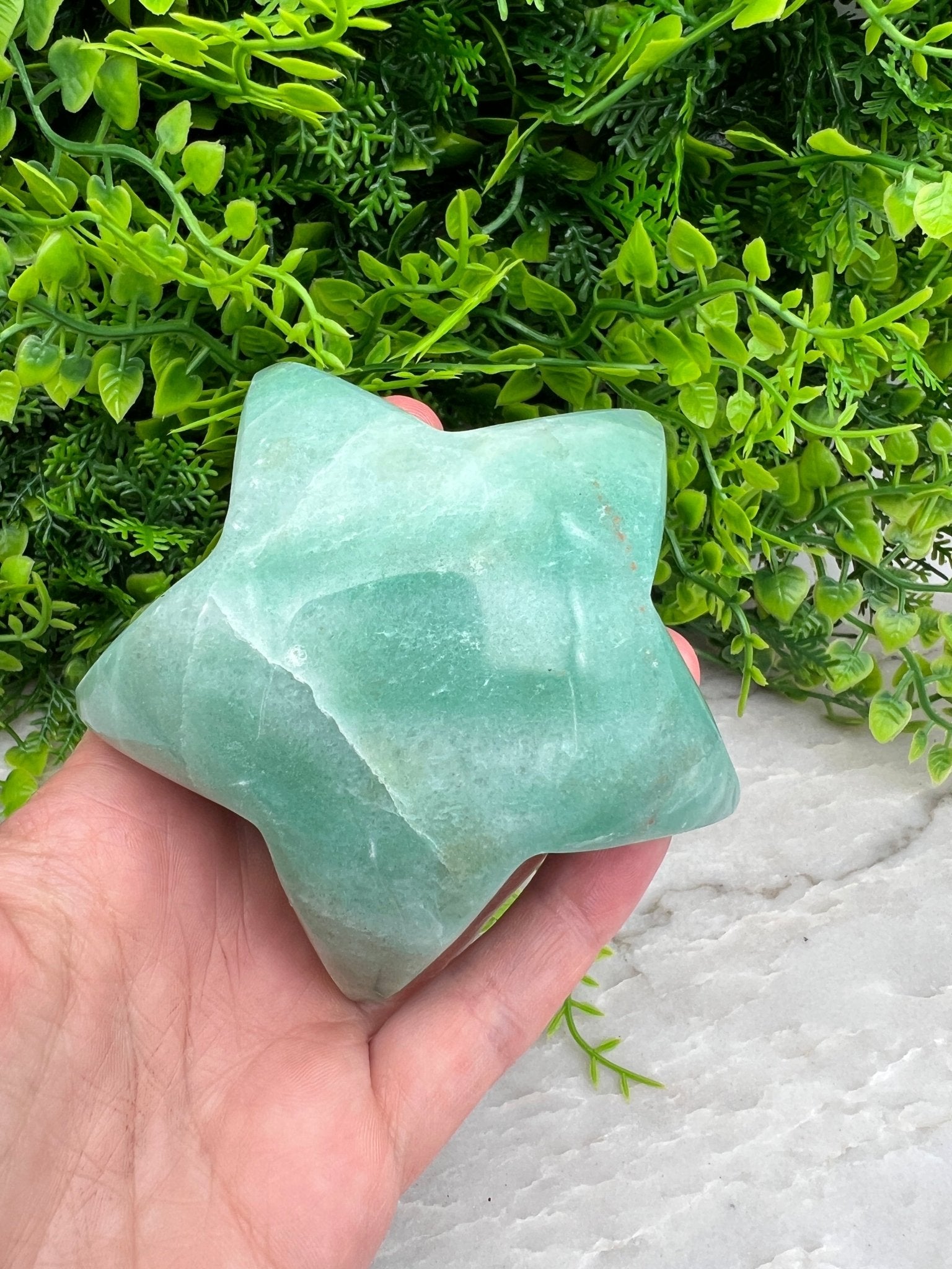 Grüner Quarz in Sternform (9 cm) von KEY LIME STORE