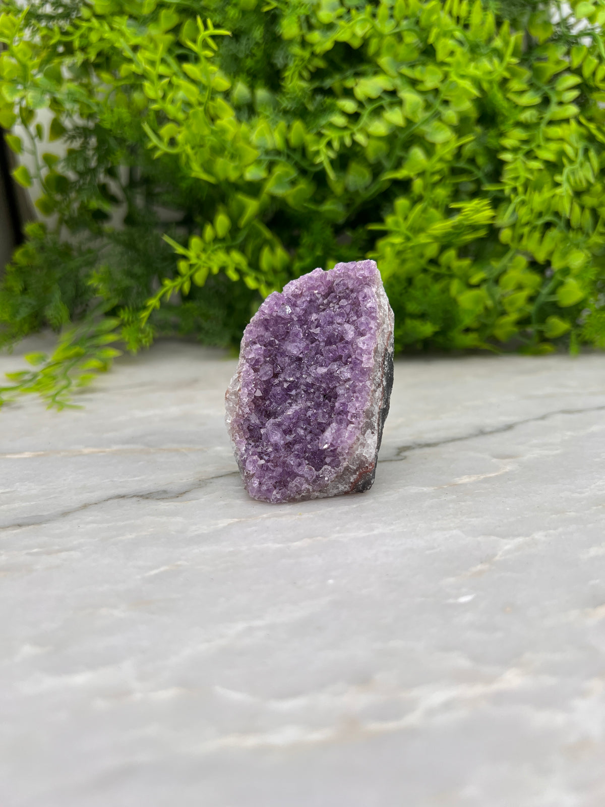 Amethist cluster cut base