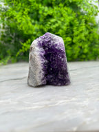 Amethist cluster cut base