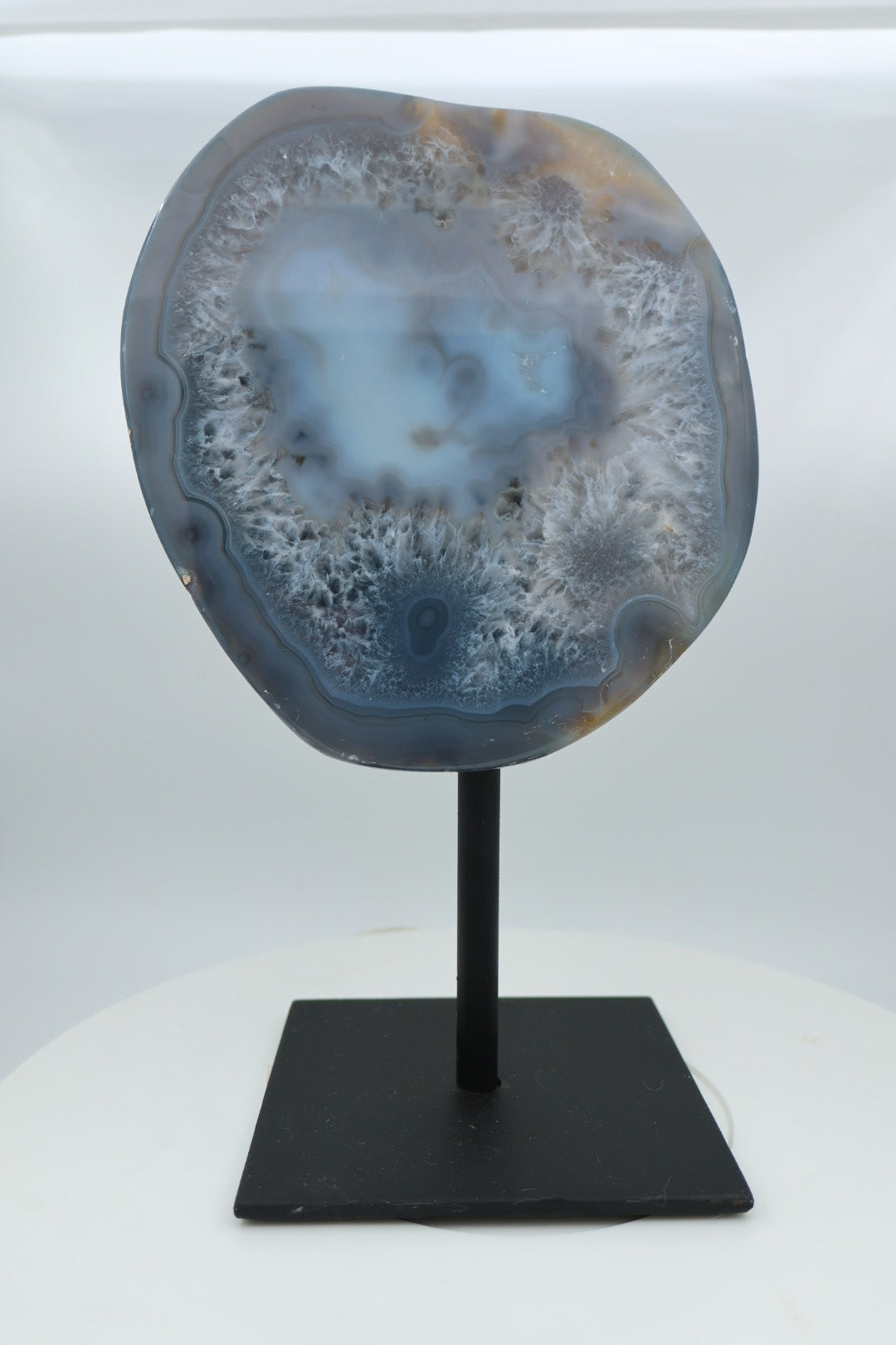 Halve agaat op standaard 1.450 kg