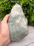 Amazoniet (Zuid-Afrika) sculptuur (17cm x 1.25kg) by KEY LIME STORE