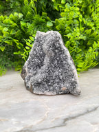 Amethist cluster cut base