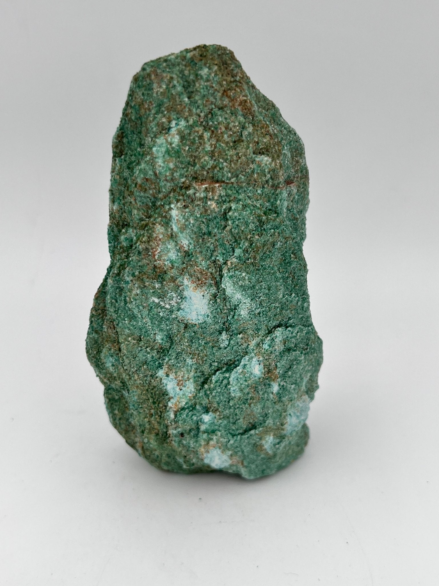 Socle en fuchsite brute par KEY LIME STORE