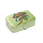 Fluwelen tarotdoos groen met klavertje vier (11x15,5x5 cm)