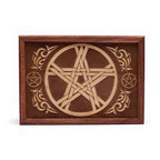 Tarot box engraved with a pentagram (17.5 x 13 x 6.5 cm)