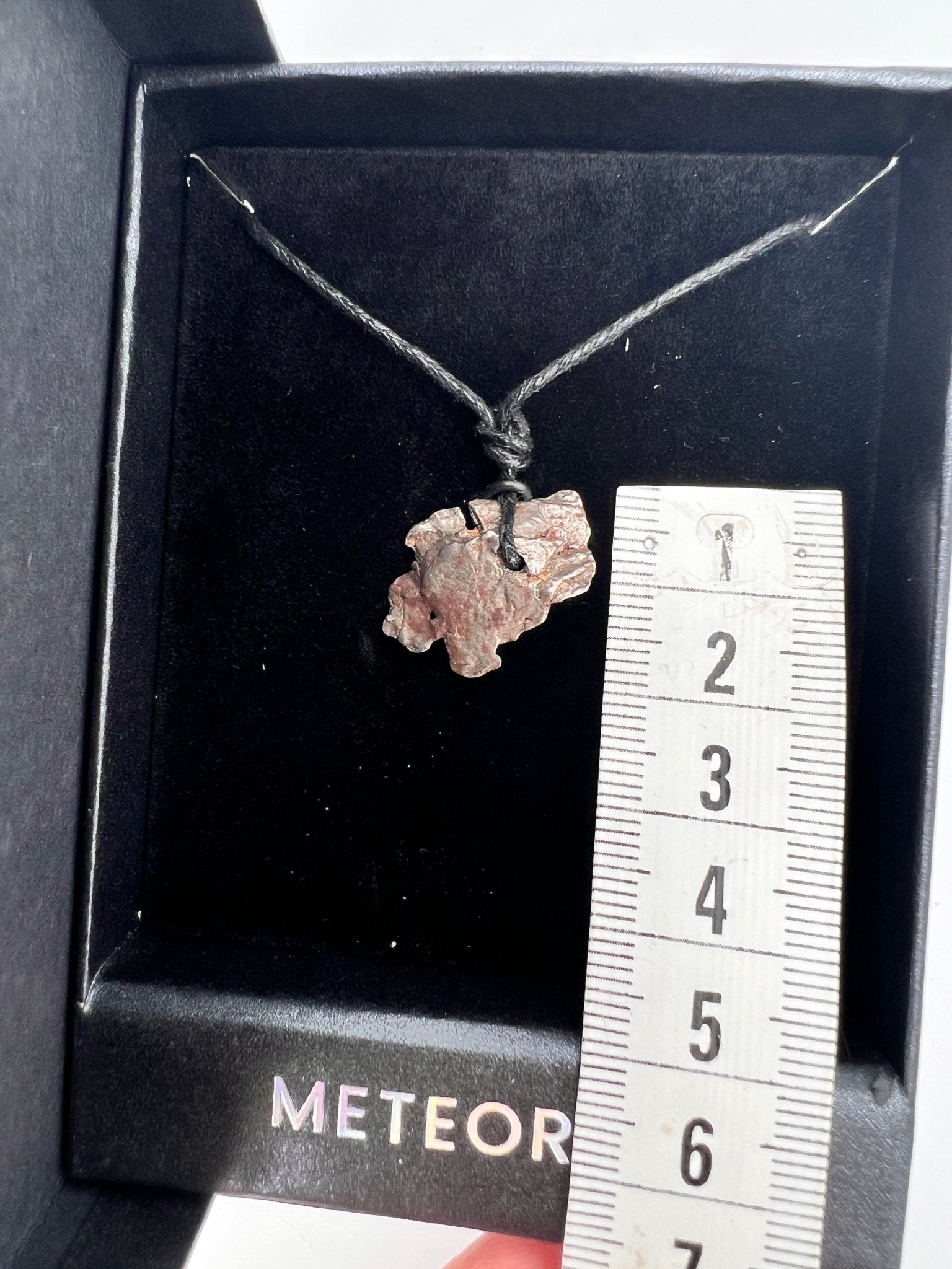 Meteorit an einer Kette von KEY LIME STORE