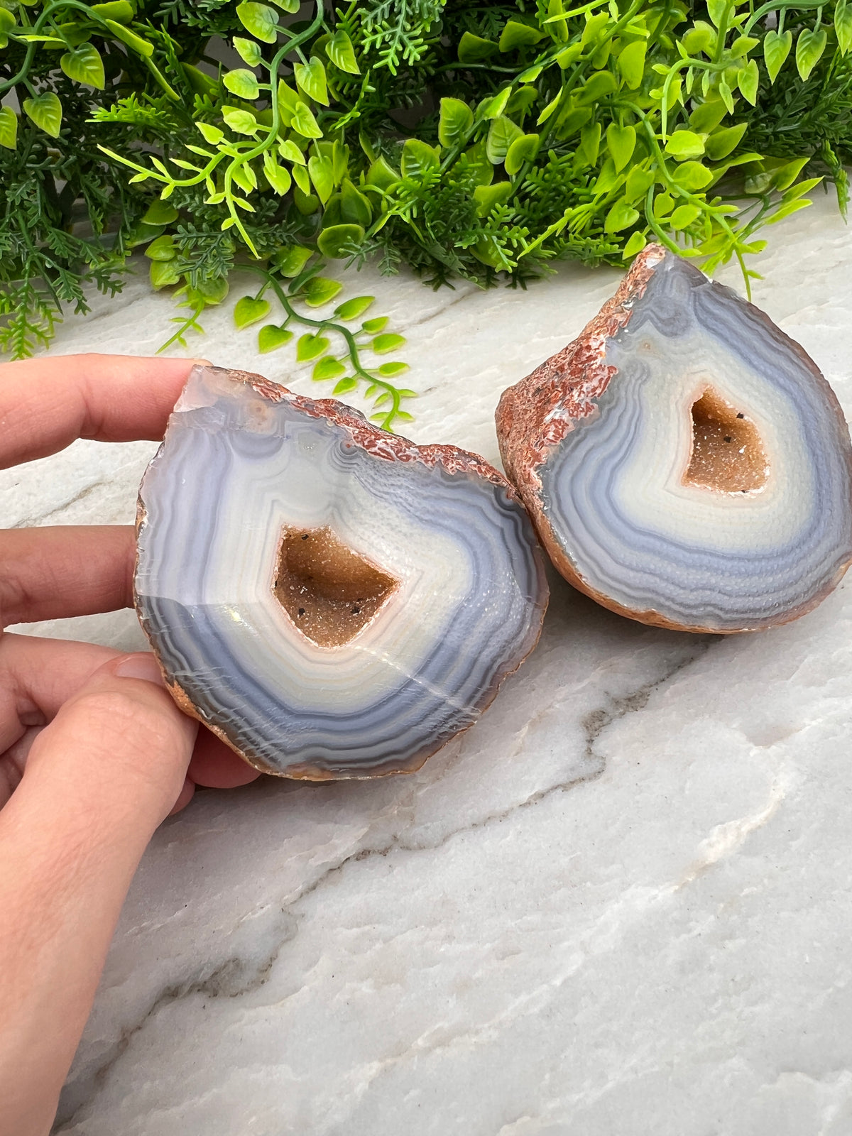 Agaat geode 2 helften van dezelfde steen