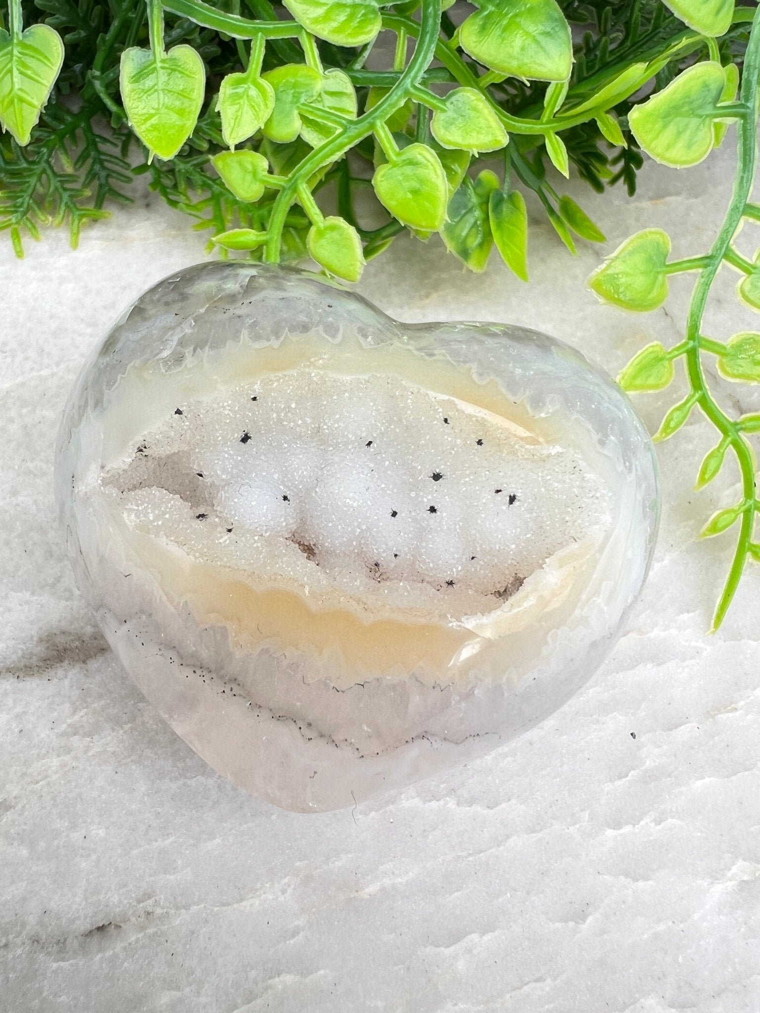 Zucker-Amethyst-Herz (6 cm) von KEY LIME STORE