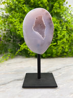 Agaat geode op standaard (14 cm)