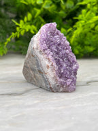 Amethist cluster cut base