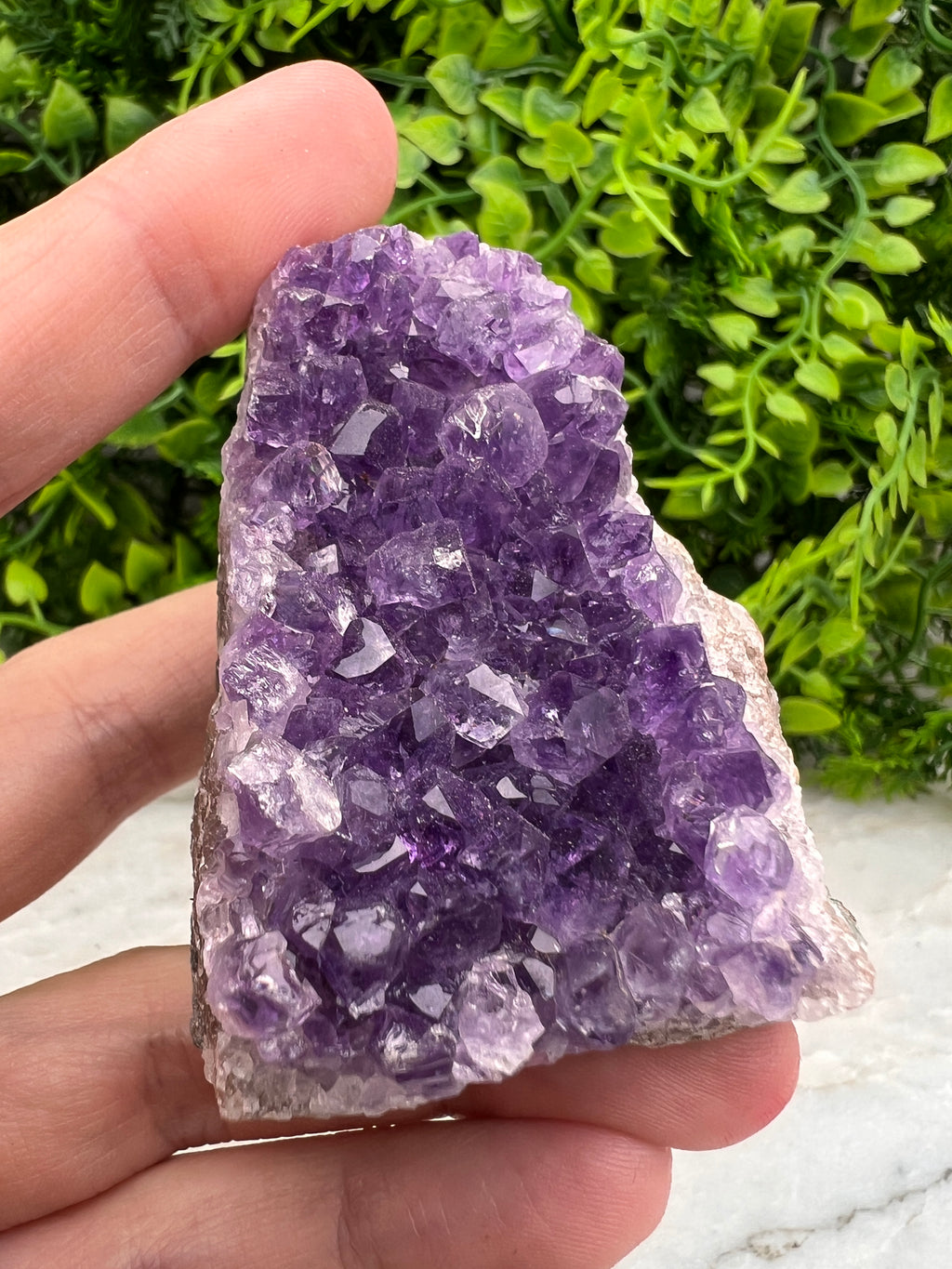 Amethist cluster cut base