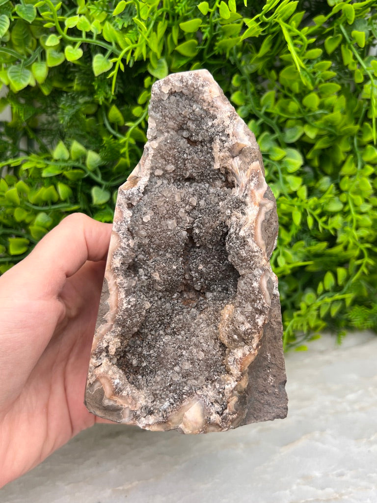 Amethist cluster cut base