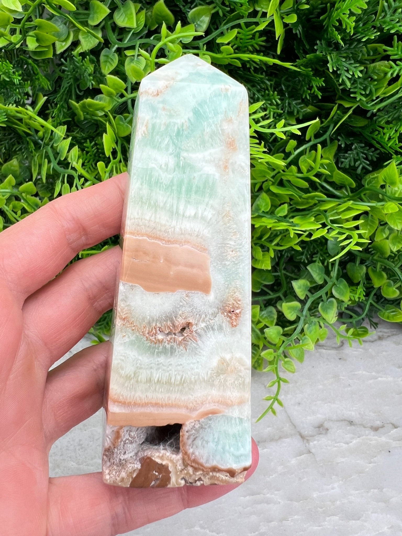 Turm aus blauem Aragonit (Caribbean Blue Calcite) (10 cm) von KEY LIME STORE