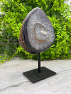 Agaat op standaard (16 cm)