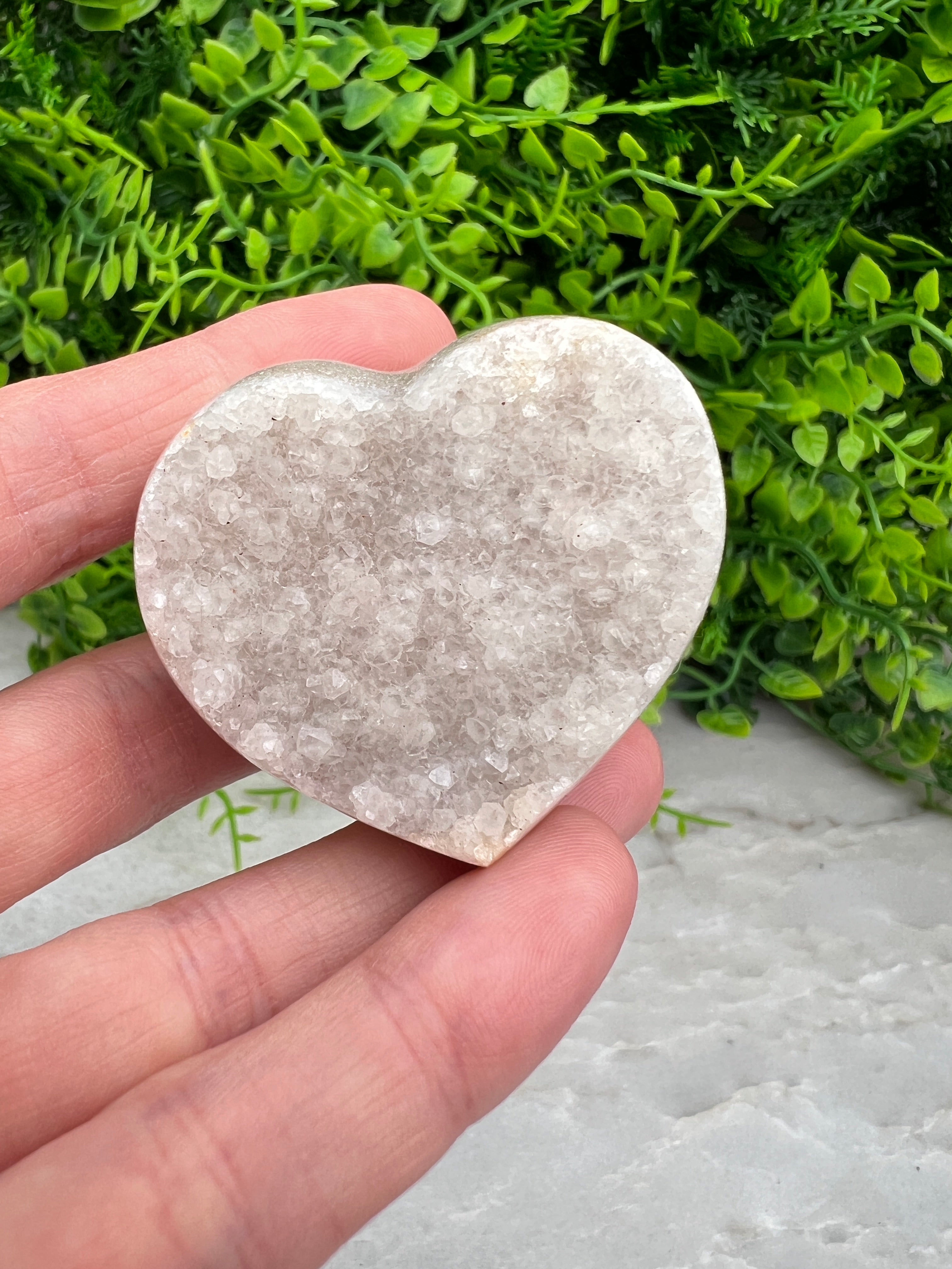Sugar Amethyst Heart (5 cm)