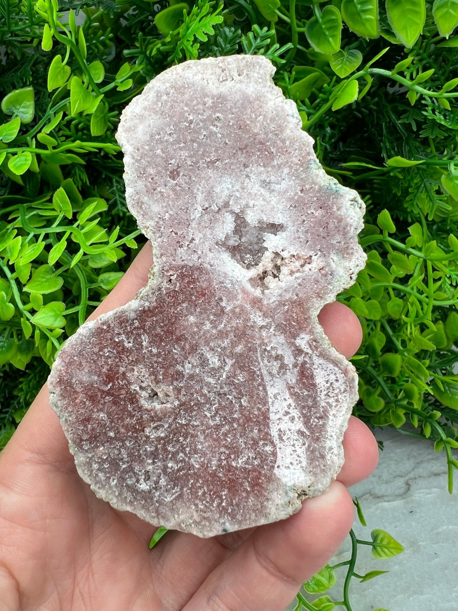 Rosa Amethyst-Cluster (9 cm) von KEY LIME STORE