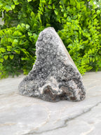 Amethist cluster cut base