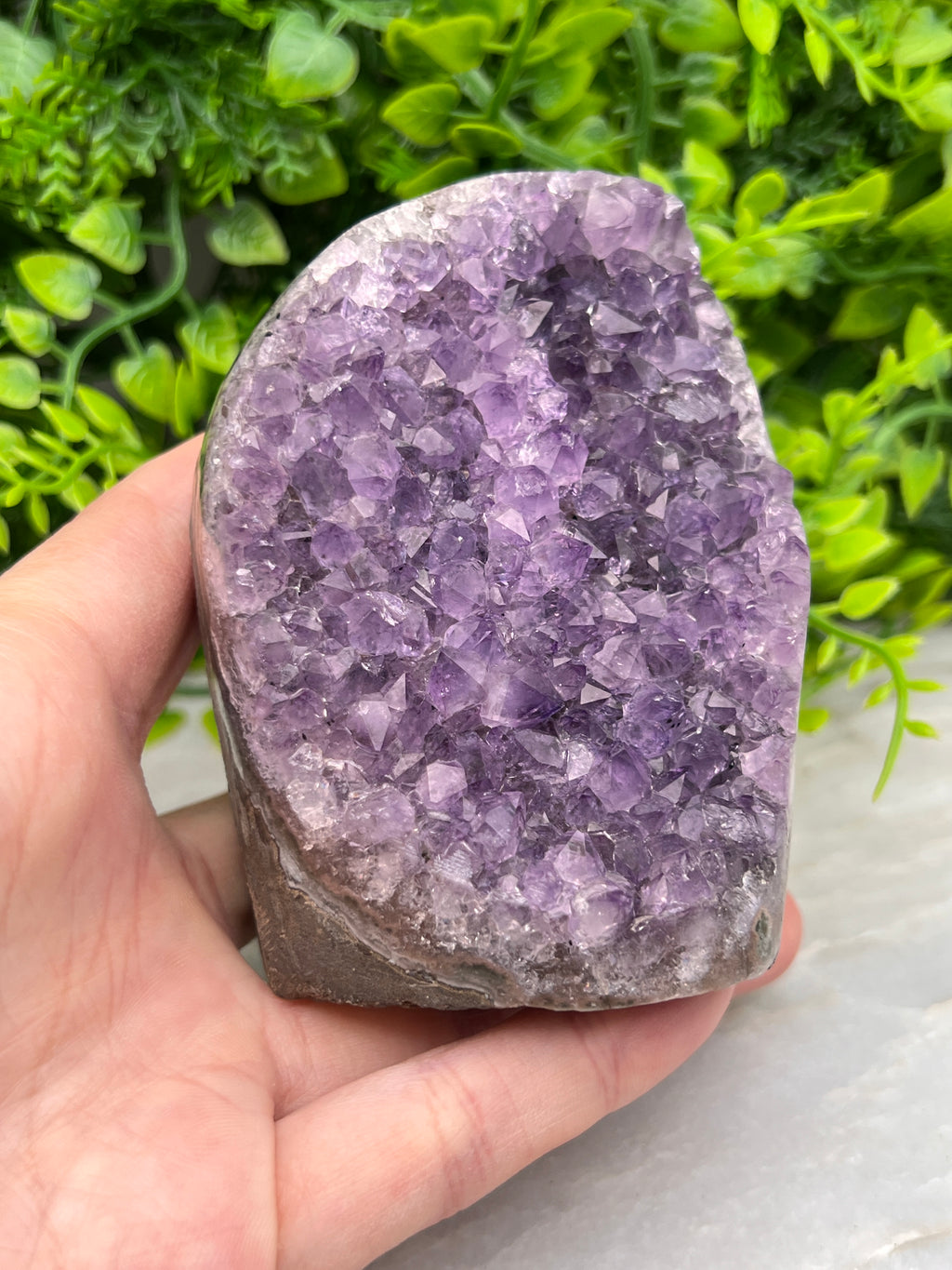 Amethist cluster cut base