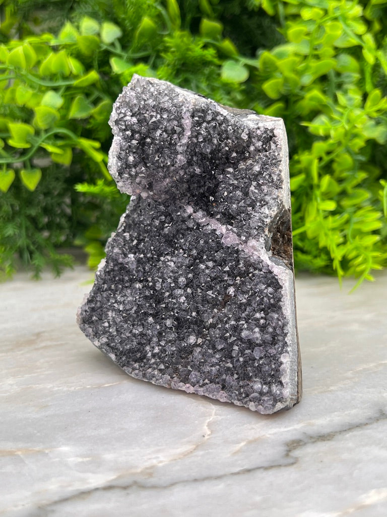 Amethist cluster cut base