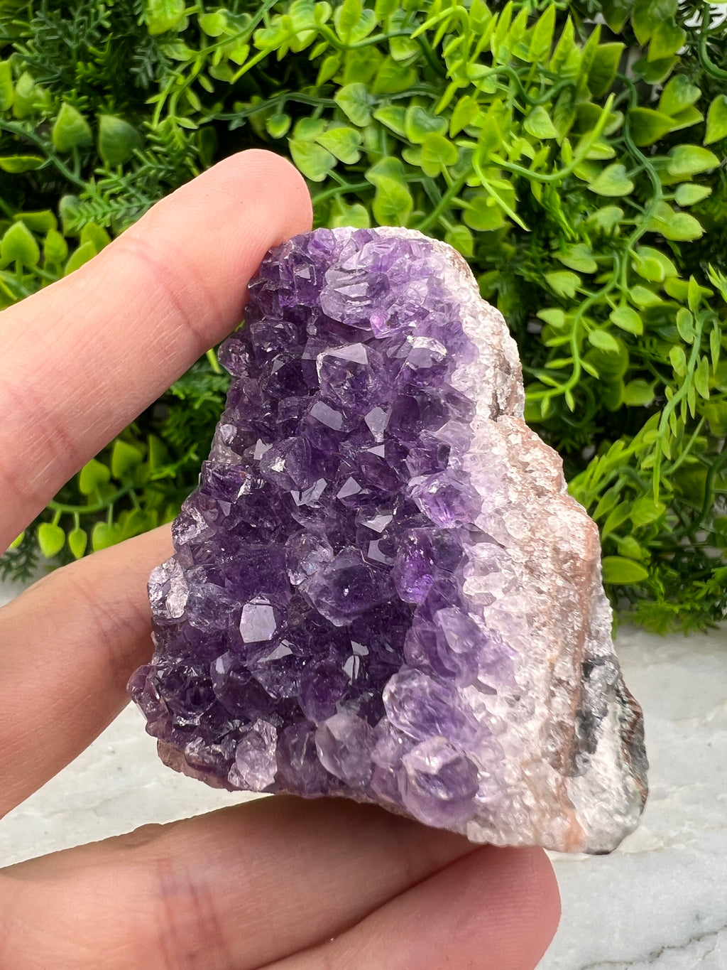 Amethist cluster cut base