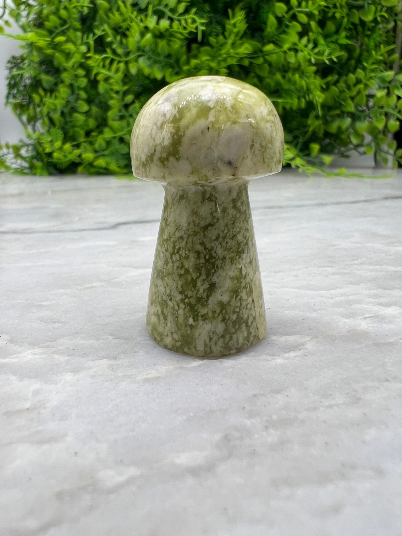 Calcit-Pilz (4 cm) von KEY LIME STORE