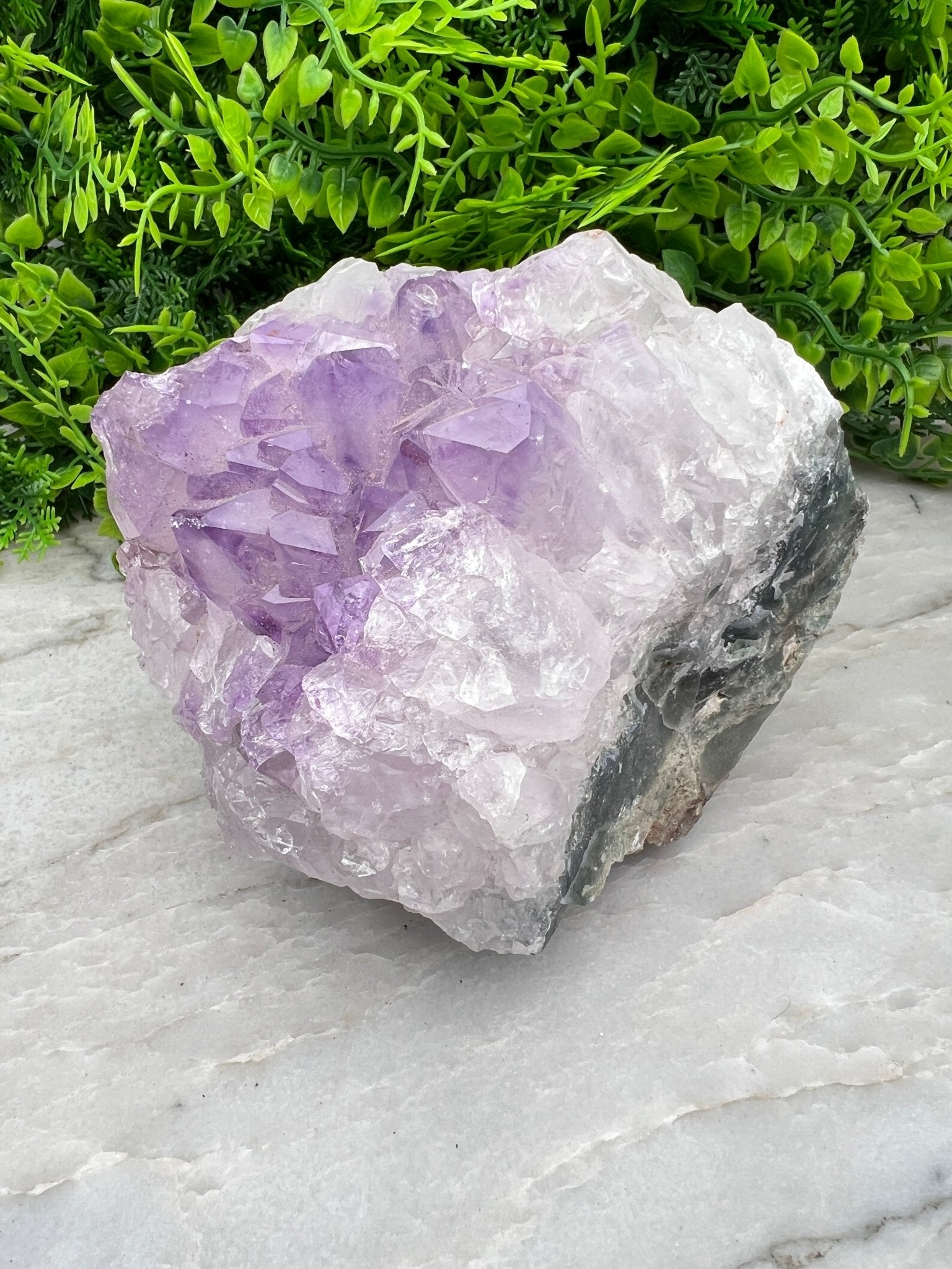 Amethist cluster (1.484 kg) by KEY LIME STORE