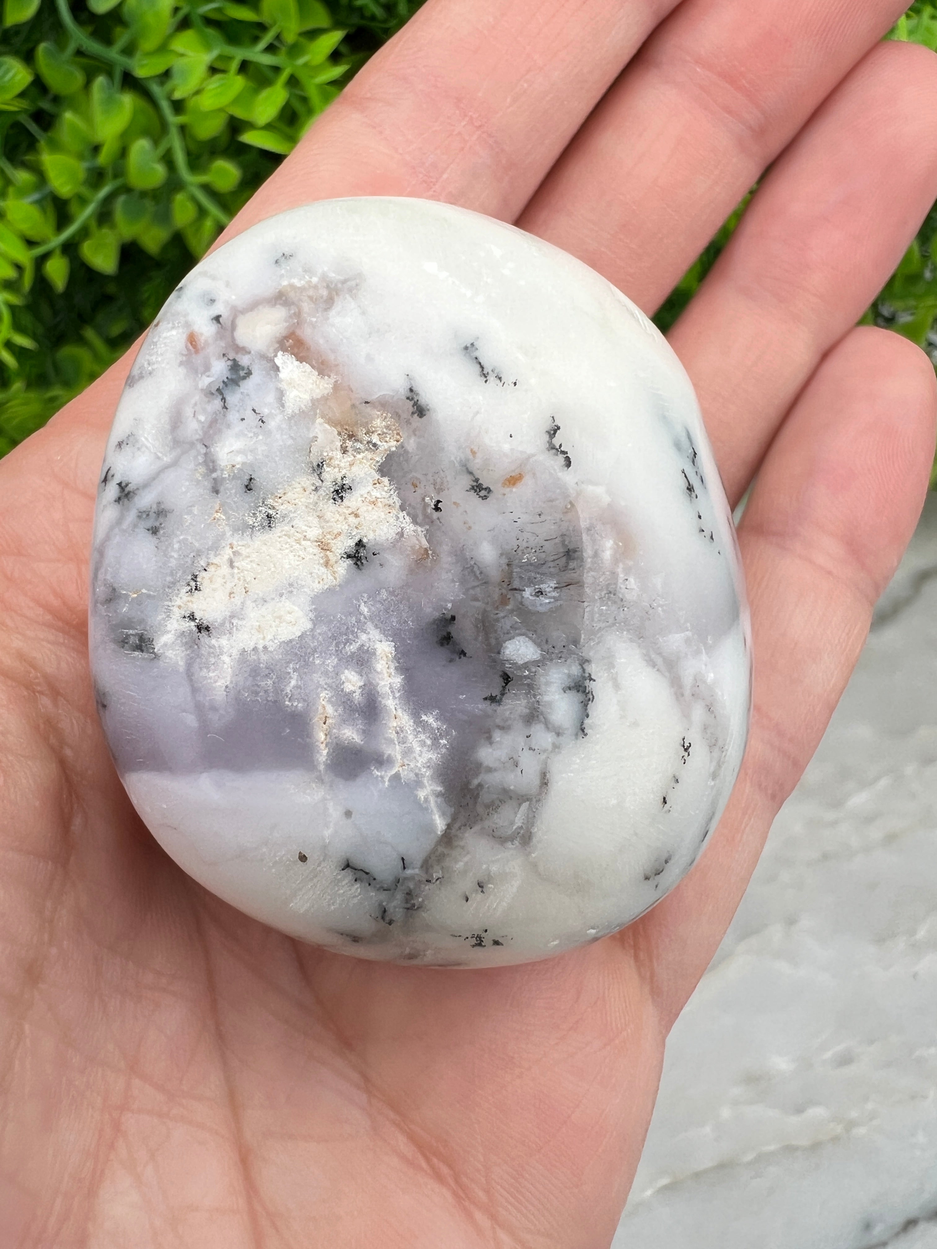 Pierre d'agate dendritique (5 cm)
