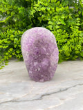 Amethist op Bergkristal by KEY LIME STORE