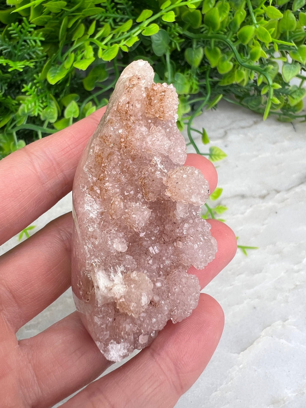 Rosa Amethyst-Cluster (7 cm) von KEY LIME STORE