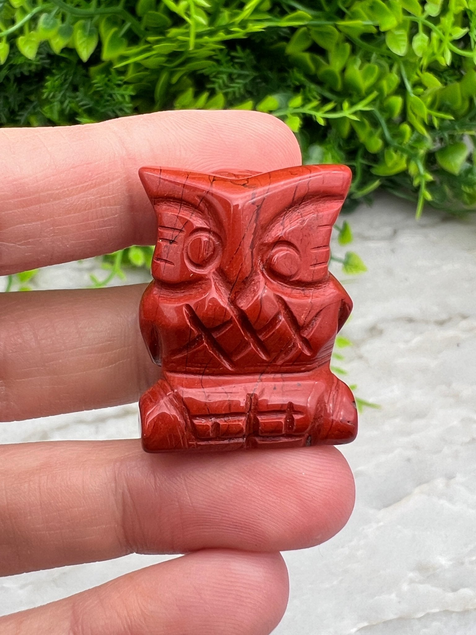 Rote Jaspis-Eule (3 cm) von KEY LIME STORE
