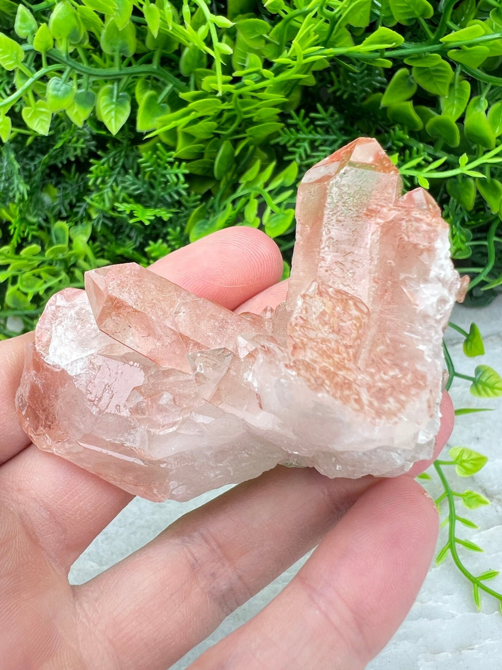 Red Healer (Hämatit-Quarz)-Cluster (7 cm) von KEY LIME STORE