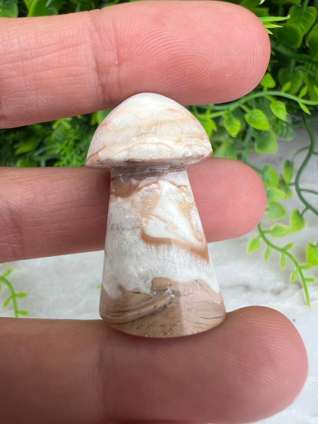 Calcit-Pilz (3 cm) von KEY LIME STORE