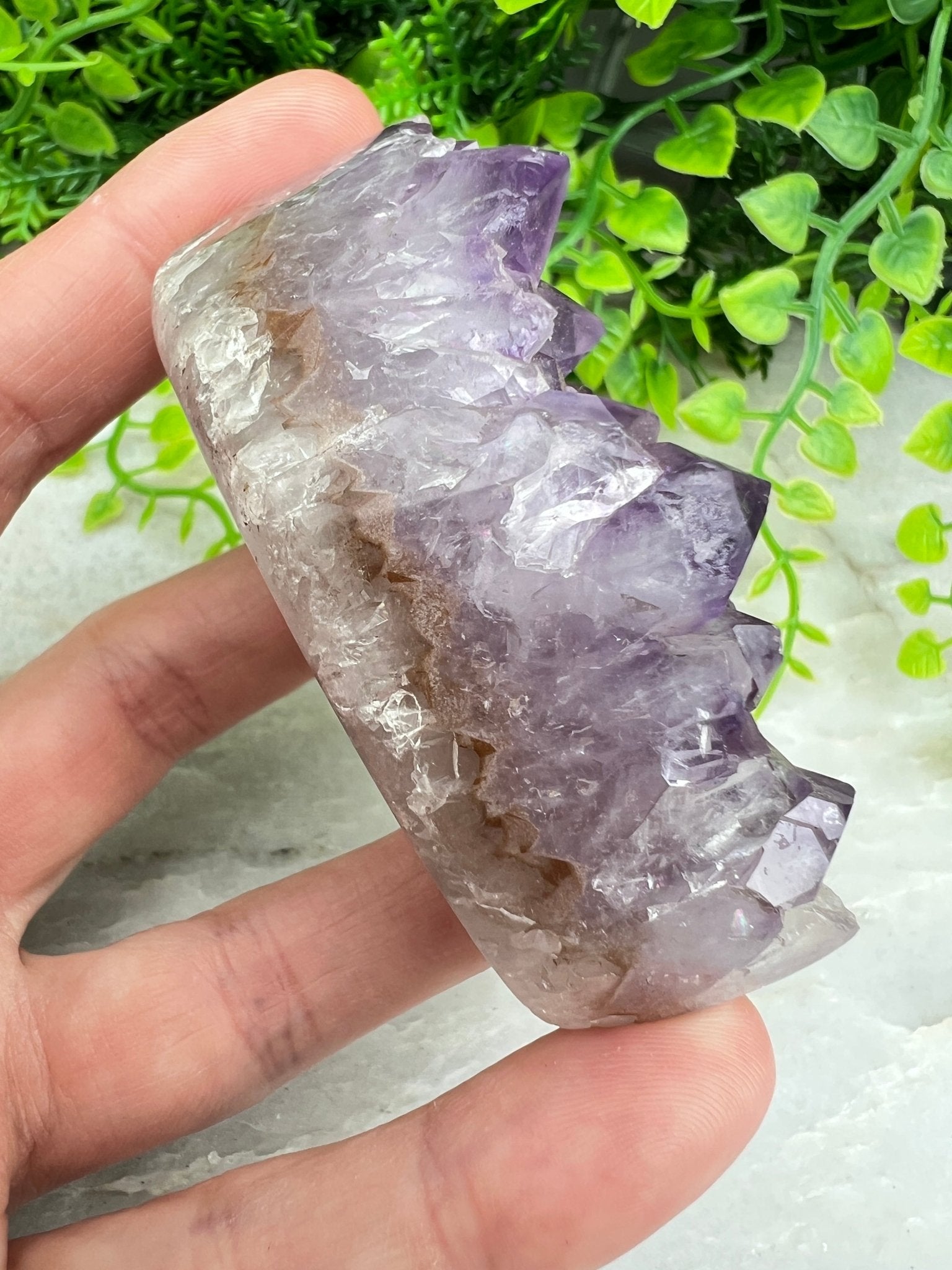 Rundum polierter Amethyst in Ellipsenform (6 cm) von KEY LIME STORE