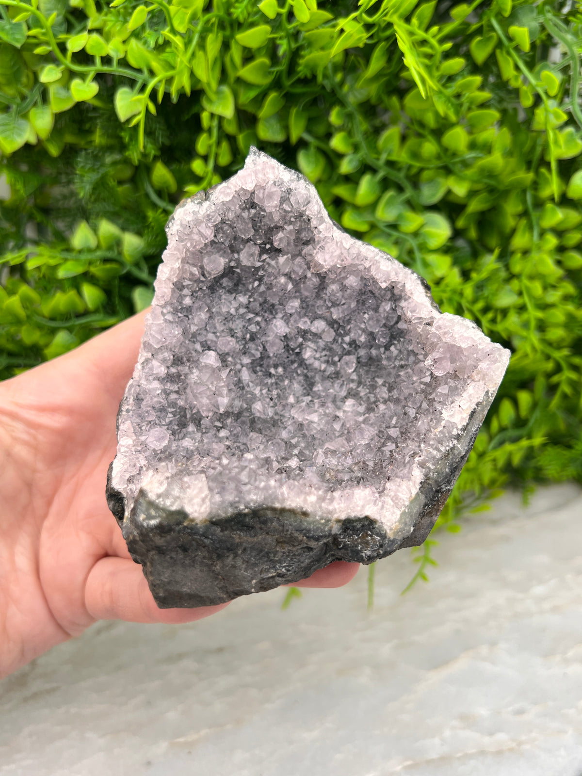 Amethist cluster cut base