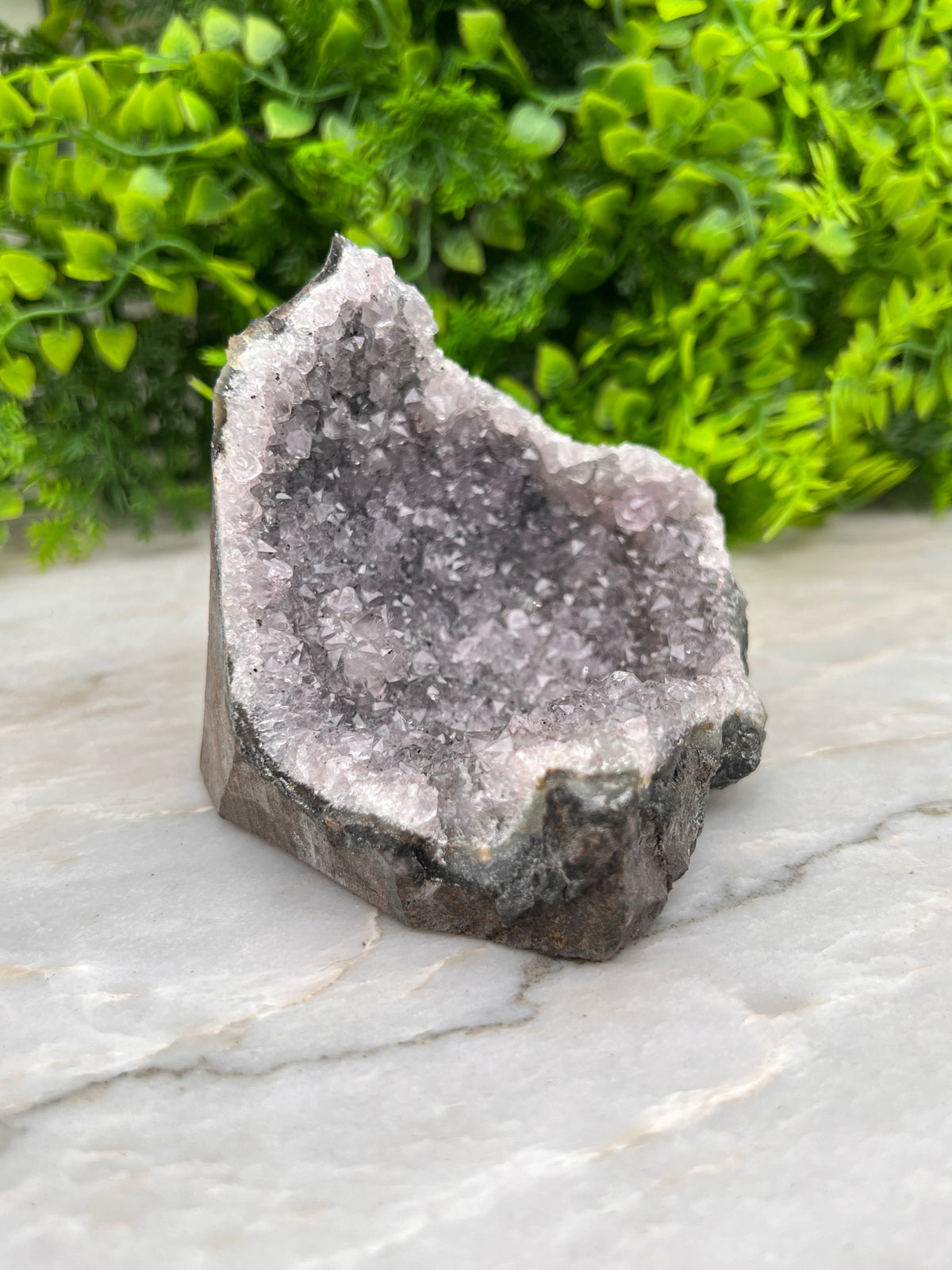 Amethist cluster cut base