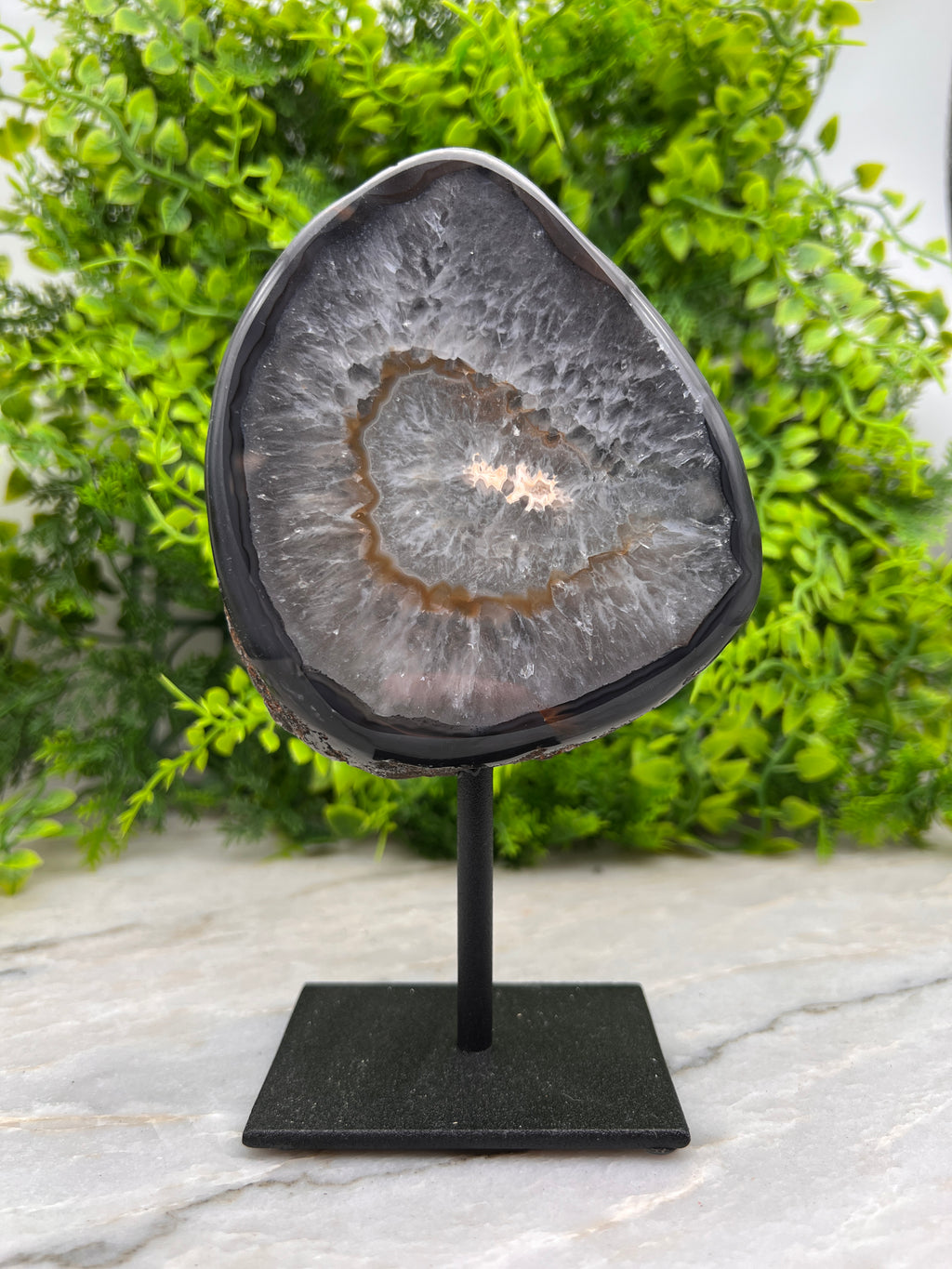 Agaat op standaard (16 cm)