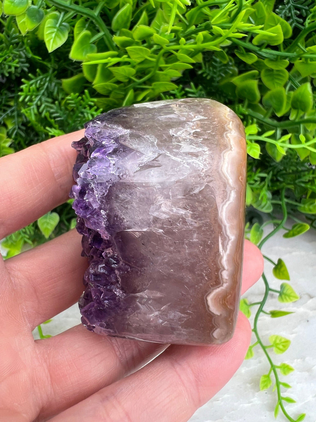 Polierter Amethyst-Cluster (5 cm) von KEY LIME STORE