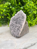 Amethist cluster cut base