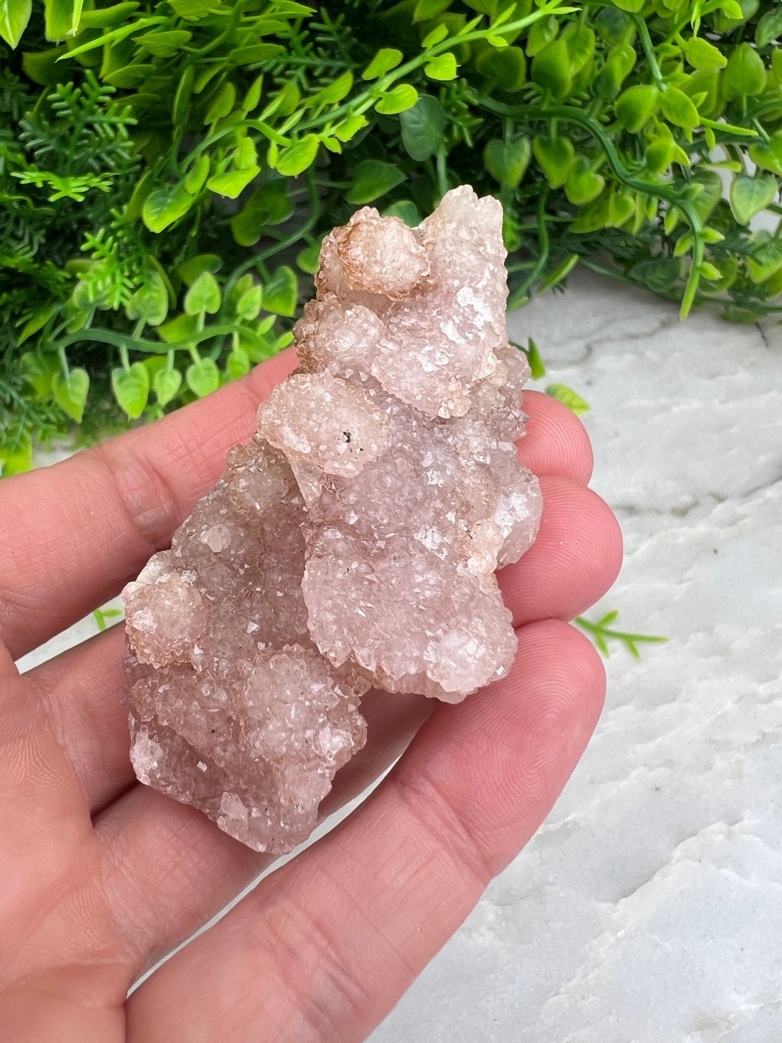 Rosa Amethyst-Cluster (7 cm) von KEY LIME STORE