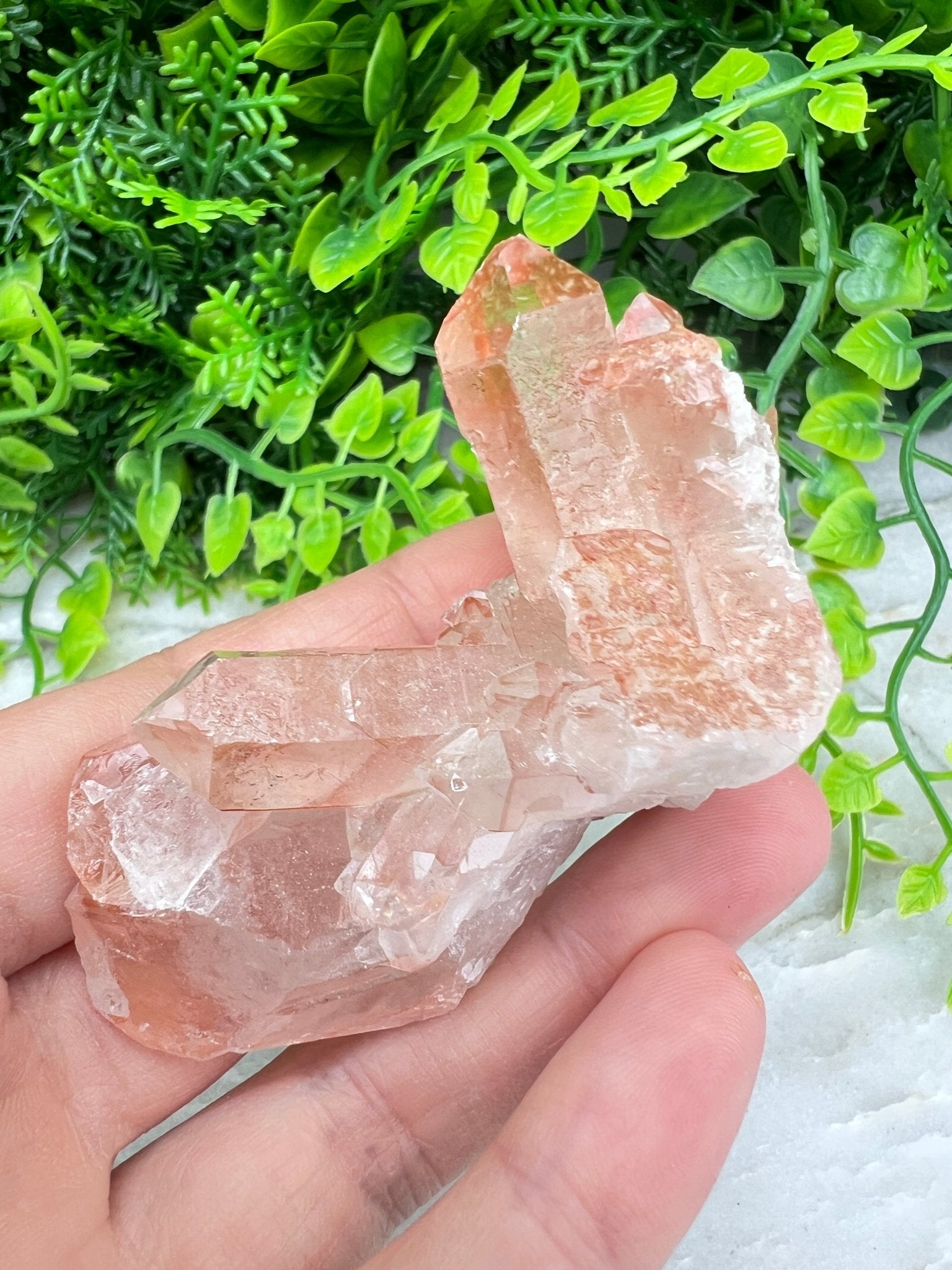 Red Healer (Hämatit-Quarz)-Cluster (7 cm) von KEY LIME STORE