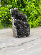 Amethist cluster cut base