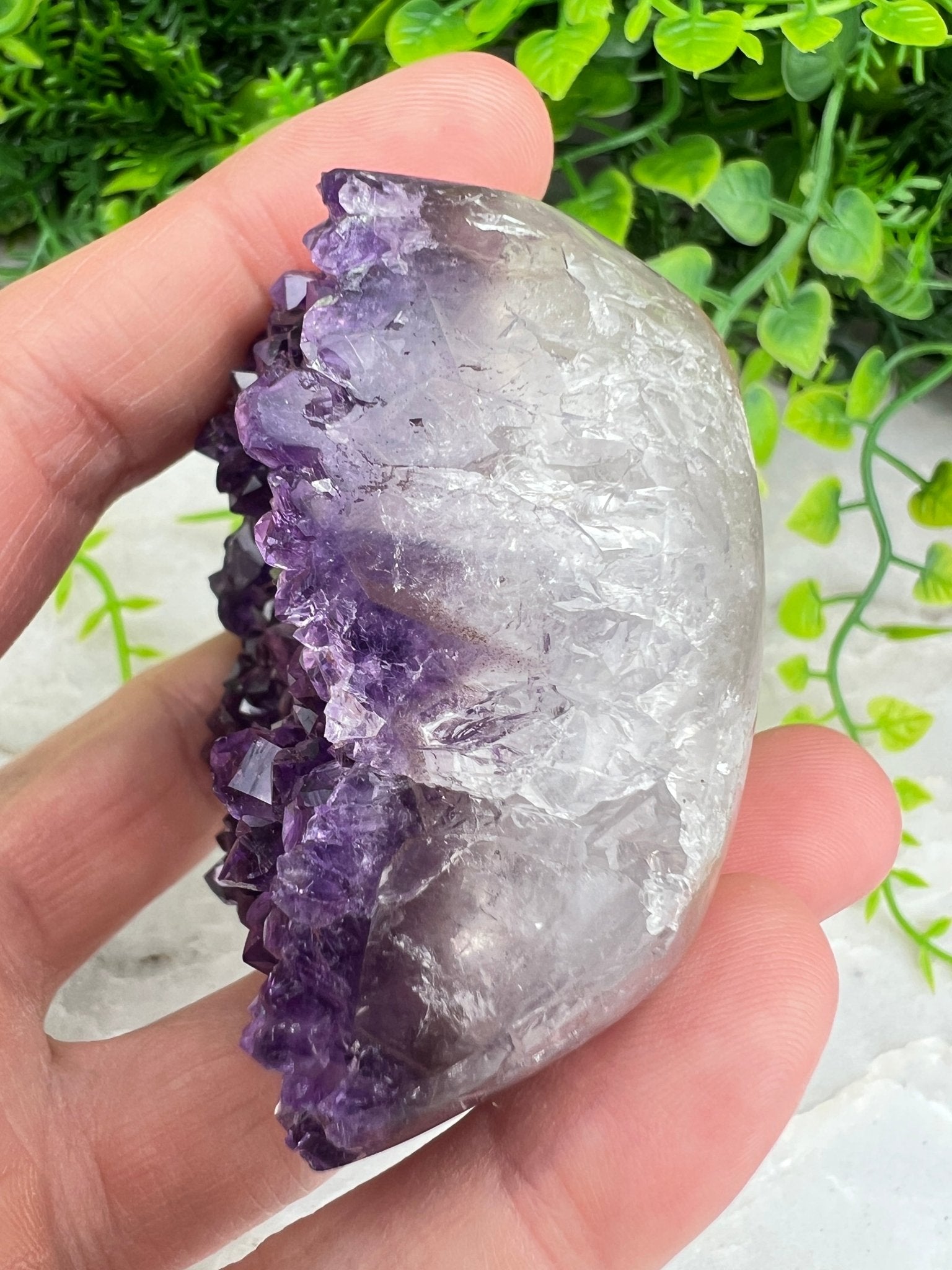 Amethyst-Cluster, rundum poliert (6 cm) von KEY LIME STORE