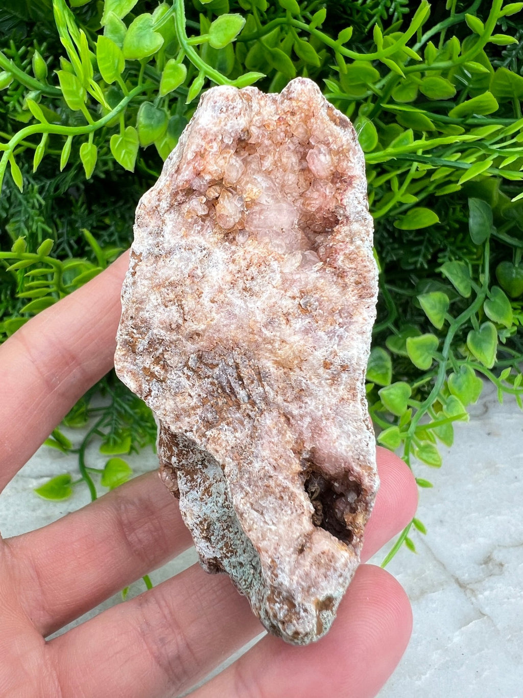 Rosa Amethyst-Cluster (7 cm) von KEY LIME STORE